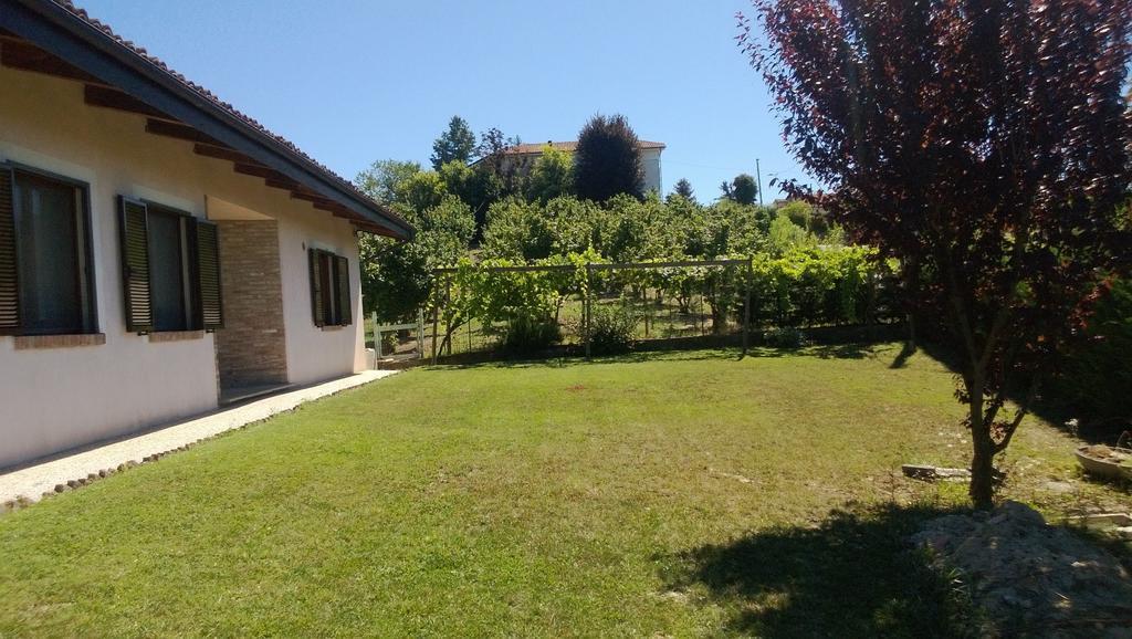 Agriturismo Bottega Di Rosanna Castagnole delle Lanze Exteriér fotografie